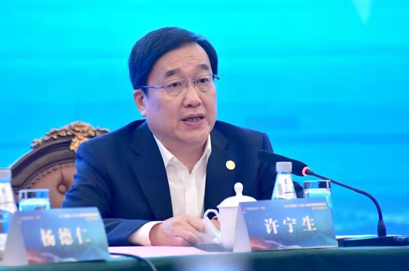 擺脫“卡脖子”問題!上海將牽頭制定中國集成電路技術(shù)路線圖 擺脫“卡脖子”問題!上海將牽頭制定中國集成電路技術(shù)路線圖